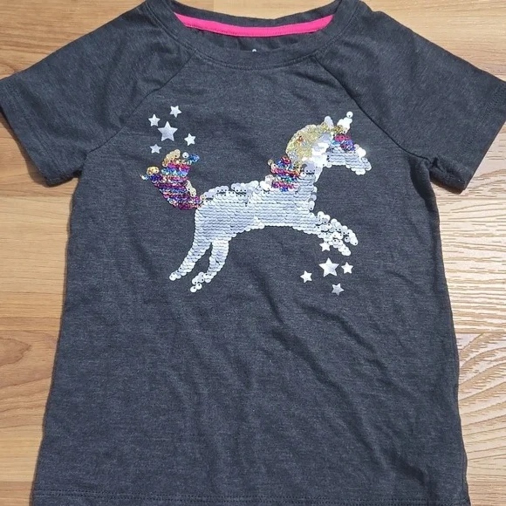 Girls' Dark Gray Sequin Unicorn Tee - Brand Unspecified